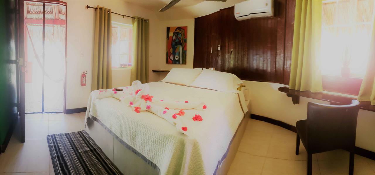 Paraiso Beach Hotel 3*
